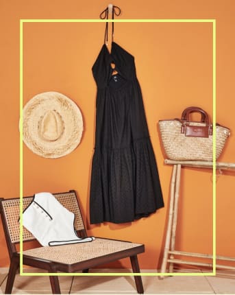 Holiday discount essentials clothes